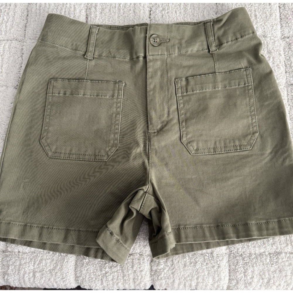 NWT Bagatelle Womens 3" Green Shorts Size 12 High Rise Casual Summer Outdoors